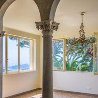Villa at the seaside in Italy, Rapallo, 630 sq.m.