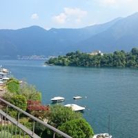 Apartment by the lake in Italy, Como, 160 sq.m.