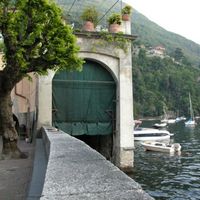Отель (гостиница) у озера в Италии, Комо, 750 кв.м.