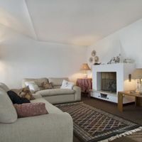 Вилла в горах, у озера в Италии, Тронцано-Лаго-Маджоре, 436 кв.м.