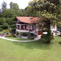 Villa by the lake in Italy, Tronzano Lago Maggiore, 450 sq.m.