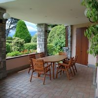 Villa by the lake in Italy, Tronzano Lago Maggiore, 450 sq.m.