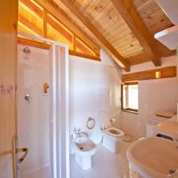 Villa in the mountains, by the lake in Italy, Tronzano Lago Maggiore, 127 sq.m.