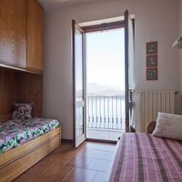 Villa in the mountains, by the lake in Italy, Tronzano Lago Maggiore, 127 sq.m.