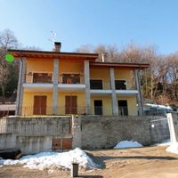 Апартаменты у озера в Италии, Тронцано-Лаго-Маджоре, 130 кв.м.