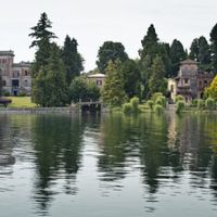 Вилла у озера в Италии, Тронцано-Лаго-Маджоре, 950 кв.м.