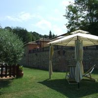 Отель (гостиница) в деревне в Италии, Флоренции, 700 кв.м.