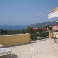 Villa in Italy, Savona, 300 sq.m.