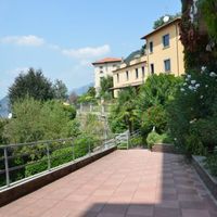 Apartment in Italy, Como, 120 sq.m.