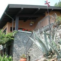 Villa by the lake in Italy, Como, 255 sq.m.