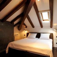 Villa at the seaside in Italy, Savona, 220 sq.m.