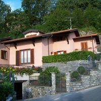 Villa in Italy, Lombardia, Menaggio, 250 sq.m.