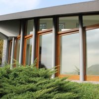 Villa by the lake in Italy, Como, 400 sq.m.