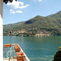Вилла у озера в Италии, Комо, 650 кв.м.