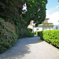 Апартаменты в горах, у озера в Италии, Тронцано-Лаго-Маджоре, 140 кв.м.