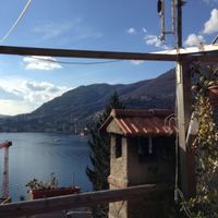 Villa by the lake in Italy, Como, 200 sq.m.