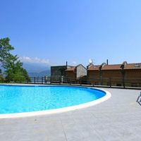 Апартаменты у озера в Италии, Тронцано-Лаго-Маджоре, 80 кв.м.