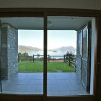 Апартаменты у озера в Италии, Тронцано-Лаго-Маджоре, 80 кв.м.