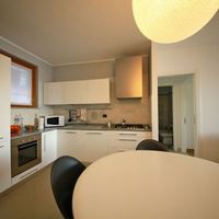 Апартаменты у озера в Италии, Тронцано-Лаго-Маджоре, 80 кв.м.