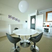 Апартаменты у озера в Италии, Тронцано-Лаго-Маджоре, 80 кв.м.