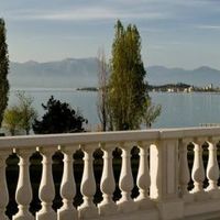 Apartment by the lake in Italy, Lombardia, 180 sq.m.