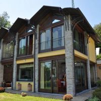 Вилла у озера в Италии, Тронцано-Лаго-Маджоре, 300 кв.м.