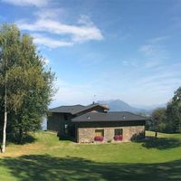 Villa in Italy, Tronzano Lago Maggiore, 620 sq.m.