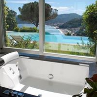 Villa at the seaside in Italy, Savona, 330 sq.m.