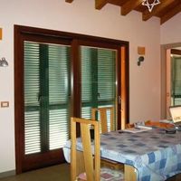 Apartment by the lake in Italy, Lombardia, 130 sq.m.