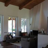 Вилла у озера в Италии, Тронцано-Лаго-Маджоре, 900 кв.м.