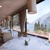 Hotel by the lake in Italy, Como, 700 sq.m.