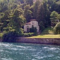 Villa by the lake in Italy, Como, 480 sq.m.