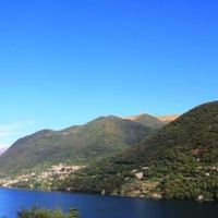 Villa by the lake in Italy, Como, 200 sq.m.