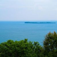 Вилла у озера в Италии, Гарда, 700 кв.м.