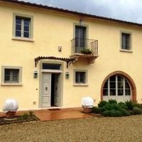 House in the village in Italy, Pisa, 450 sq.m.