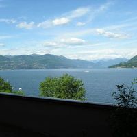Вилла у озера в Италии, Тронцано-Лаго-Маджоре, 260 кв.м.
