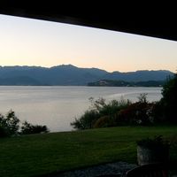 Вилла у озера в Италии, Тронцано-Лаго-Маджоре, 300 кв.м.