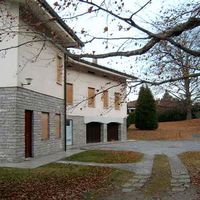 Villa by the lake in Italy, Tronzano Lago Maggiore, 500 sq.m.