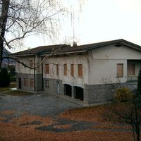 Villa by the lake in Italy, Tronzano Lago Maggiore, 500 sq.m.