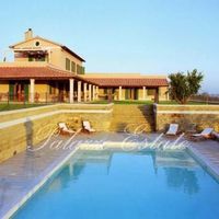 Villa in the village in Italy, Grosseto, 600 sq.m.