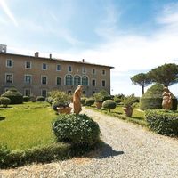 Вилла в деревне в Италии, Пиза, 2527 кв.м.