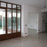 Villa at the seaside in Italy, Marina di Pietrasanta, 200 sq.m.