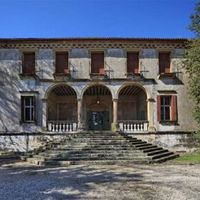 Элитная недвижимость в деревне, у моря в Италии, Венеция, 3534 кв.м.