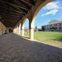 Элитная недвижимость в деревне, у моря в Италии, Венеция, 3534 кв.м.