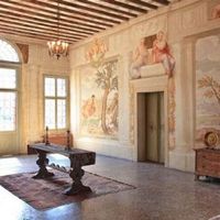 Элитная недвижимость в деревне, у моря в Италии, Венеция, 3534 кв.м.