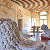 Элитная недвижимость в деревне, у моря в Италии, Венеция, 3534 кв.м.