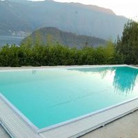 Villa by the lake in Italy, Como, 300 sq.m.