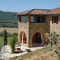 House in the village in Italy, Perugia, 350 sq.m.