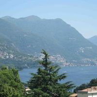 Flat by the lake in Italy, Como, 122 sq.m.