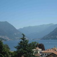 Flat by the lake in Italy, Como, 122 sq.m.